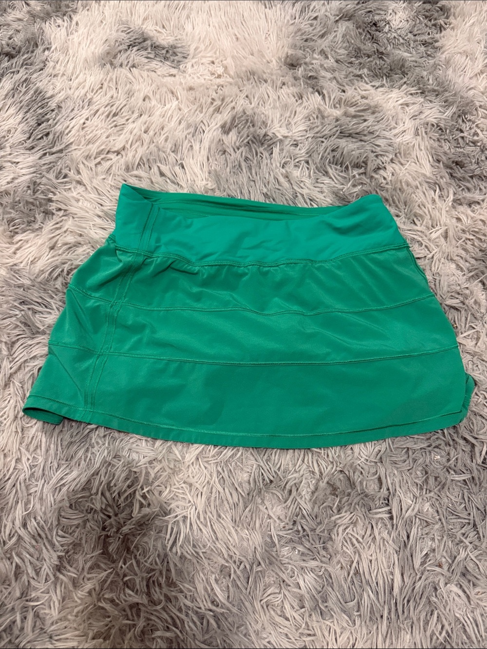 Lululemon skorts size 6